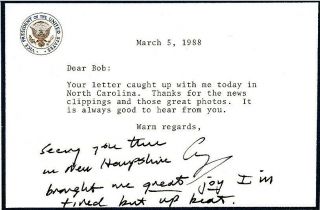 President George H.  W.  Bush Signed Note On Vice - Pres Stationary