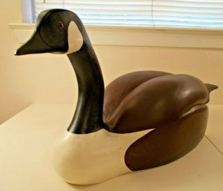 Gary H.  Starr 1992 Life - Size Hollow Canadian Goose Decoy No.  6 W/ Glass Eyes