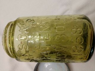Yellow Green Mason Jar 1858 Pint loaded with bubbles Gorgeous conditio 9