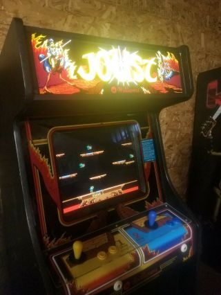 Joust Theme Multigame