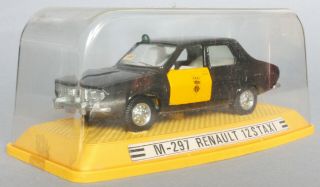 Pilen Boxed Renault 12 S Taxi No.  M - 297