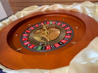 Roulette Wheel 16 " Wood Professional