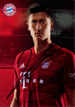 Robert Lewandowski Signed Fc Bayern München Offical Club Card 2019/20 China Tour