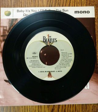 The Beatles REAL LOVE,  AS A BIRD,  & BABY IT ' S YOU 45 Single Set 3