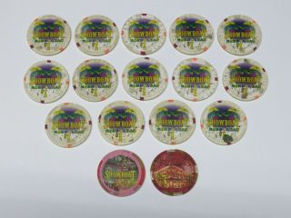 16 Showboat Ac Casino Chips (14) $1 Chips,  (1) $2.  50 Chip & (1) $5 Chip