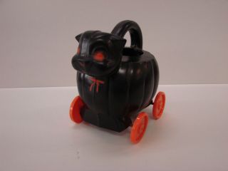 Halloween Rosbro Hard Plastic Black Cat Pumpkin Body,  Wheels Candy Container