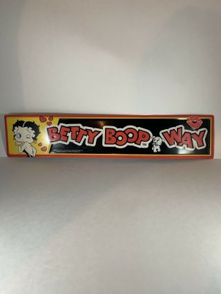 Betty Boop Way Sign 2000 Red Yellow And Black King Features Syndicate