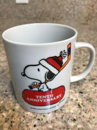 Vintage Peanuts Snoopy Ceramic Mug Cup Senior World Hockey Tournament 1984