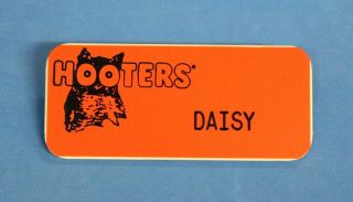 Hooters Restaurant " Daisy " Orange Girl Name Tag / Pin - Waitress Pin