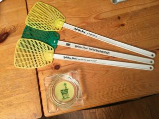 Vintage Holiday Inn: 3 Fly Swatters And 1 Ashtray