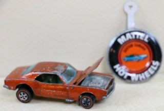 Vintage Mattel Redline Hot Wheels 1967 Orange Camaro Hong Kong W/ Pin Button