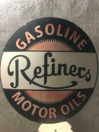 LARGE REFINERS GASOLINE MOTOR OIL PORCELAIN ENAMEL SIGN 2