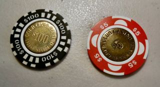2 Casino Chips Gold Club Casino (1) $100,  and (1) $5.  Sparks,  Nevada 2