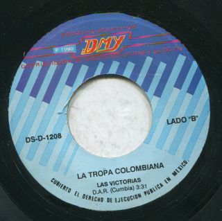 Cumbia Sonidera La Tropa Colombiana Cantinero / Victorias Listen Mx