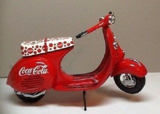 Coca - Cola Limited Edition Miniature Red Pedal Motor Scooter Die Cast Model 1985