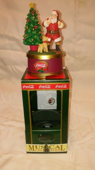 1995 Coca Cola Musical Santa,  Tree,  Dog.  When Friends Drop In Nib