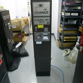 Rowe Changer Bc - 1200 / $1 - $5 - $10 - $20 Bill Ready