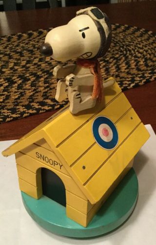 Vintage Peanuts Snoopy Red Baron Music Box 1968 United Feature Syndicate