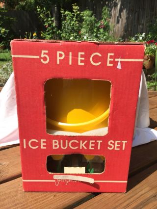 Vintage Picnic Georges Briard Ice Bucket w/ 4 Tulip Glasses Box 2