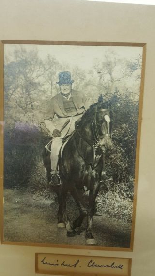 SIGNED AUTOGRAPHED SIR WINSTON CHURCHILL ON HORSE FRAMED PICTURE WW2 5
