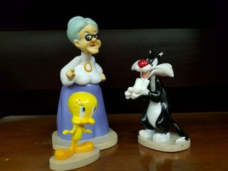 Deagostini Looney Tunes - Granny Tweety And Sylvester Figure - Warner Bros