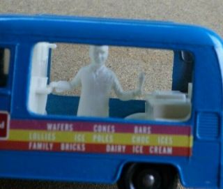 Matchbox Lyons Maid Ice Cream Mobile Shop Commer Canteen No.  47 CN 2