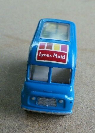 Matchbox Lyons Maid Ice Cream Mobile Shop Commer Canteen No.  47 CN 3