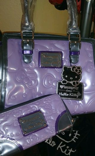 Hello Kitty Loungefly Limited Edition Purple Embossed Bag W/matching Wallet.  Htf