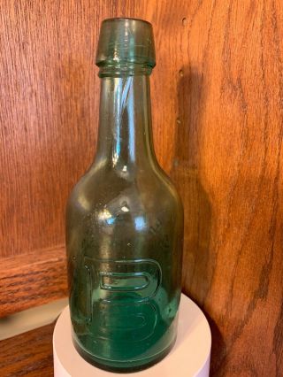 M.  E.  O ' Brien PHILA Emerald Green Squat Vintage Bottle 5