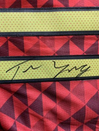 Trae Young SIGNED Atlanta Hawks Jersey Autographed Large W/.  NBA ROY HOT 2