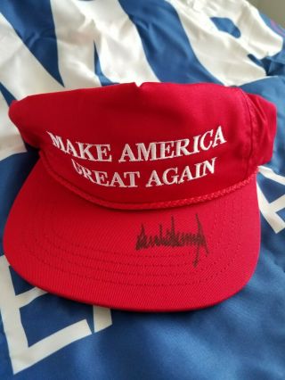 PRESIDENT DONALD J TRUMP SIGNED MAKE AMERICA GREAT AGAIN HAT and BOOK LOA 6