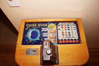 Jennings Silver Moon 5 Cent Slot Machine - 1940 