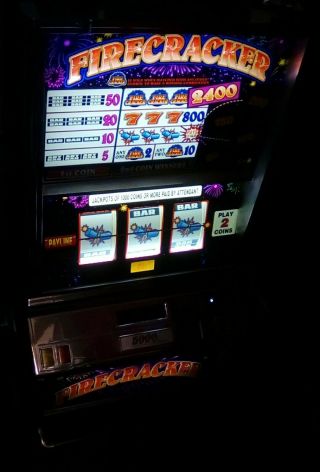 Bally ( (firecracker))  2 Coin Las Vegas Slot Machine L@@k Heavy