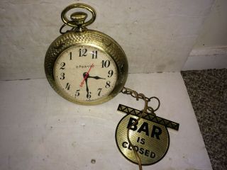 Vintage 1960 ' s/1970 ' s Spartus Backward Running Bar Pub Clock, 2