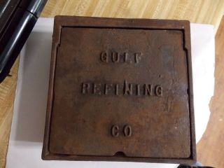 Antique/vintage Gulf Refining Co Cast Iron Ground Surface Fuel Cover Cap?