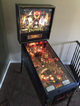 Lord Of The Rings Pinball Machine