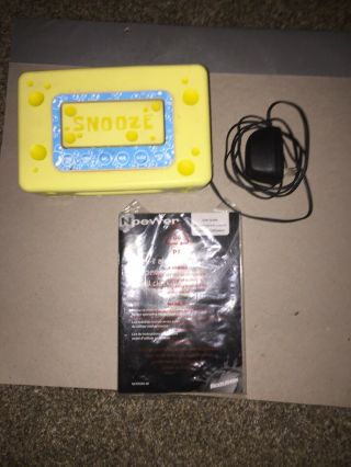 Spongebob Squarepants Digital Alarm Clock/digital Radio/ Sleep/ Snooze By Npower