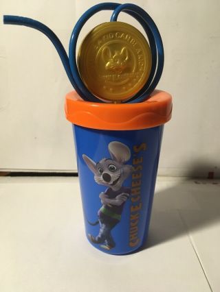 2012 chuck e cheese spinning token suvioneer straw plastic cup 3