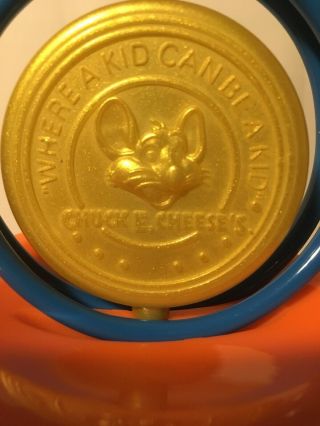 2012 chuck e cheese spinning token suvioneer straw plastic cup 4