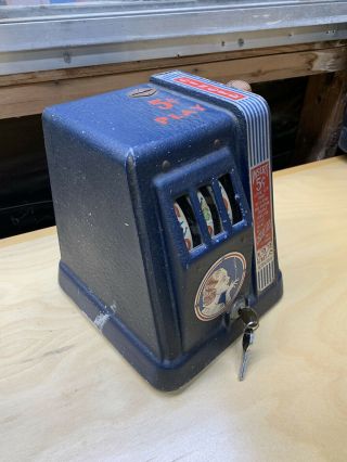 1930s Groetchen Ginger Slot Machine Trade Stimulator