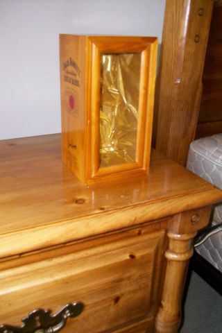Vintage Jack Daniels Single Barrel Wooden Display Box.  Rare.  with brass sign 2