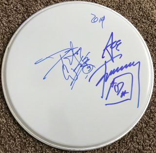 Kiss Signed Drum Ace Frehley Signed Peter Criss Autographed Drumhead (gene Paul)
