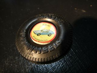 HOT WHEELS REDLINE 1971 OLDS 442 –Plastic Button 2