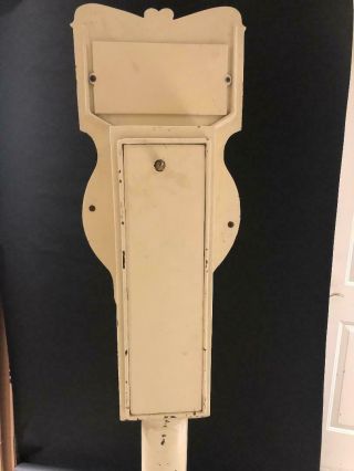 circa 1891 - 1894 LIFT,  GRIP and FINGER TEST - CAST IRON EARLY ARCADE FLOOR MODEL 8
