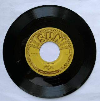 Johnny Cash 45 - I Walk the Line / Get Rhythm - SUN 241 Strong VG 6