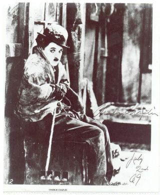 Charlie Chaplin Autographed 8x10 B/w Photo " Little Tramp " In " The Goldrush "