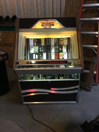Rowe Cd100 B Jukebox.  Great Sound,  Great For Home Use No Dba Comes With Cd’s