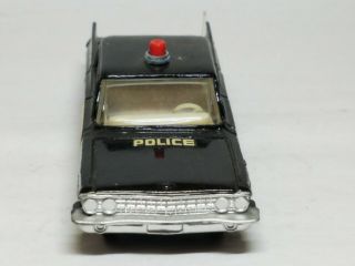 VINTAGE DINKY TOYS 1961 CADILLAC SEDAN POLICE CAR WITH FIGURINES 4