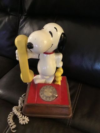Vintage The Snoopy And Woodstock Phone Rotary Dial Western Electric