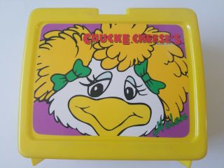Vintage 1996 Chuck E.  Cheese Lunch Box Plastic Helen Yellow 2